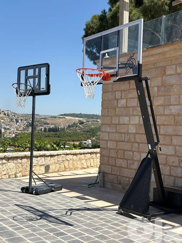 760$ only for (2 movable hoop basketball) 0