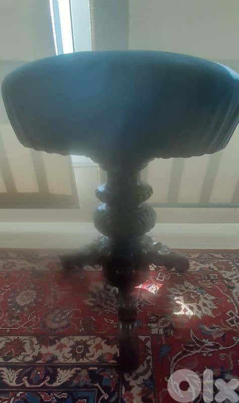 tabouret rond de piano 1