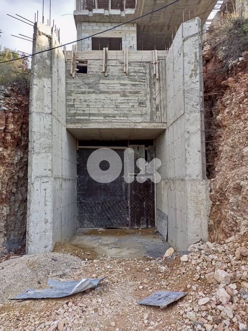 275 m2 GF warehouse for sale in Ghedras - للبيع في غيدراس 0