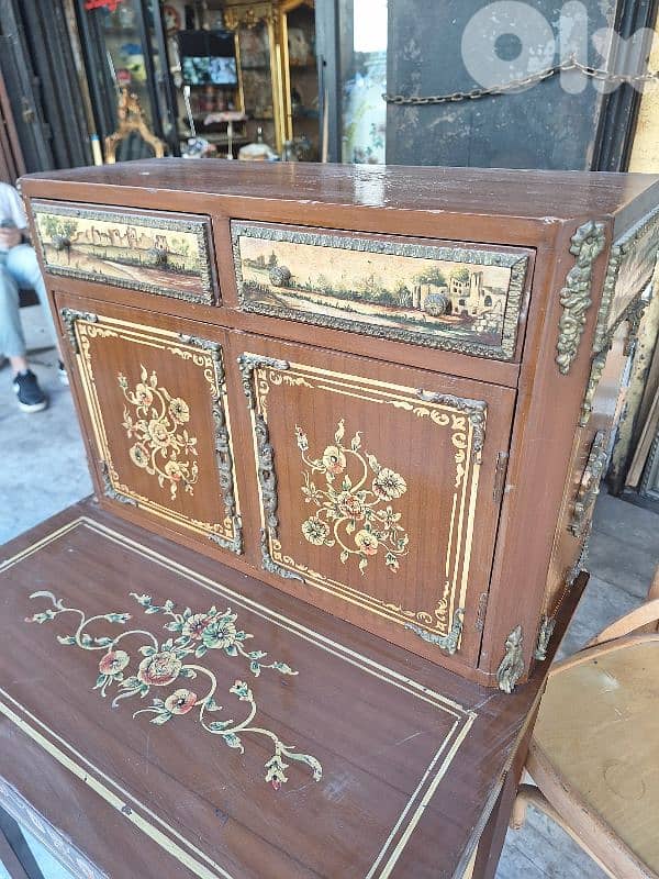 سكرتير مميزة ناعمة رسم انتيك قديم سعر لقطة 2