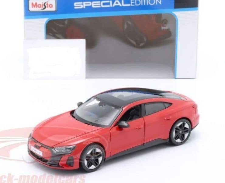 Audi RS e Tron GT diecast car model 1;24 0