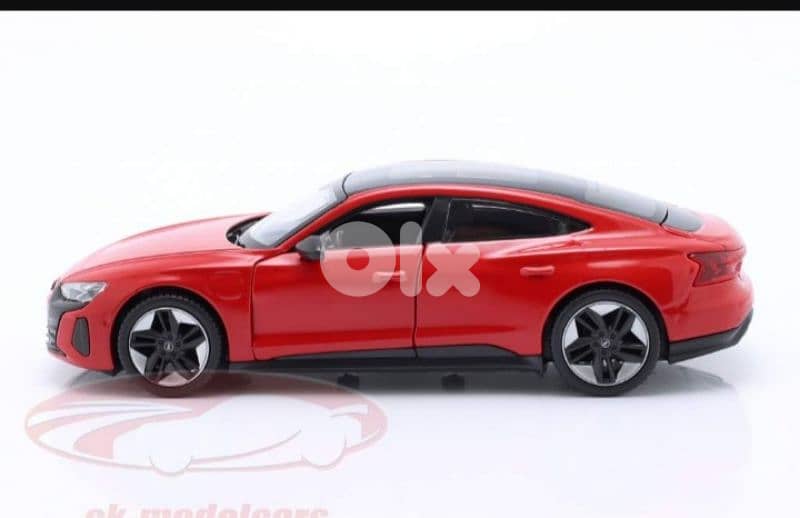 Audi RS e Tron GT diecast car model 1;24 2