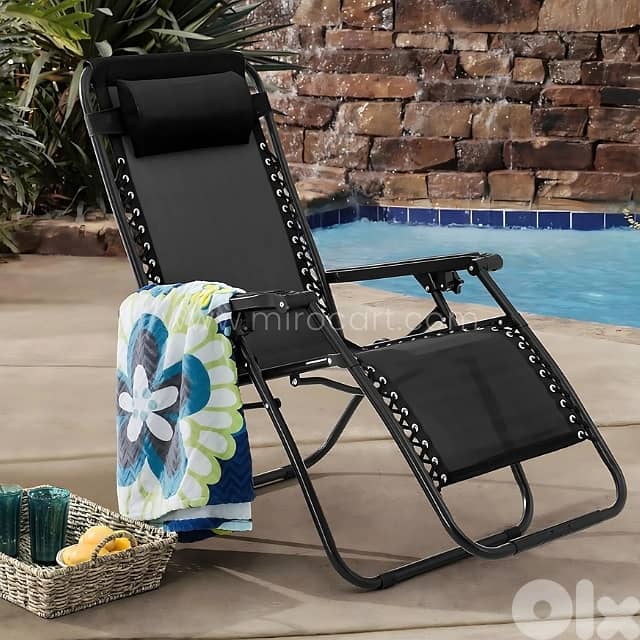 Relaxing Zero-Gravity Sun Lounger – Adjustable Comfort, Holds 400lb 9