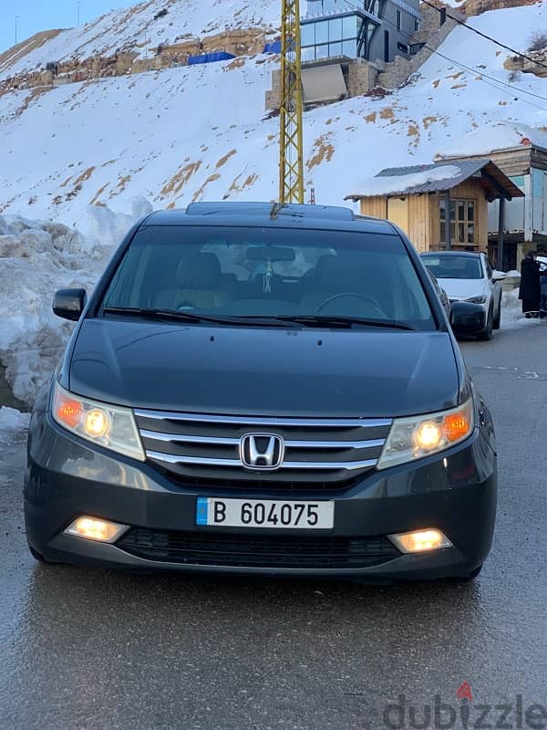 7 seater for rent with driver 6