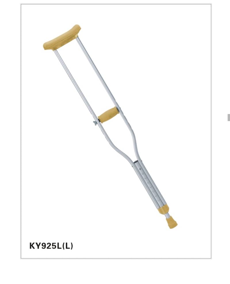 Medical under arm crutches (pair 24$) 0