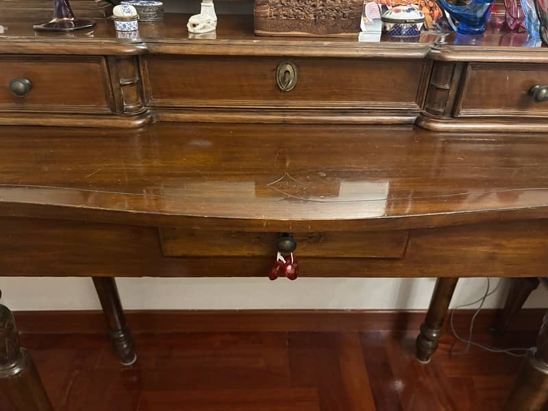 antique hairdresser 5