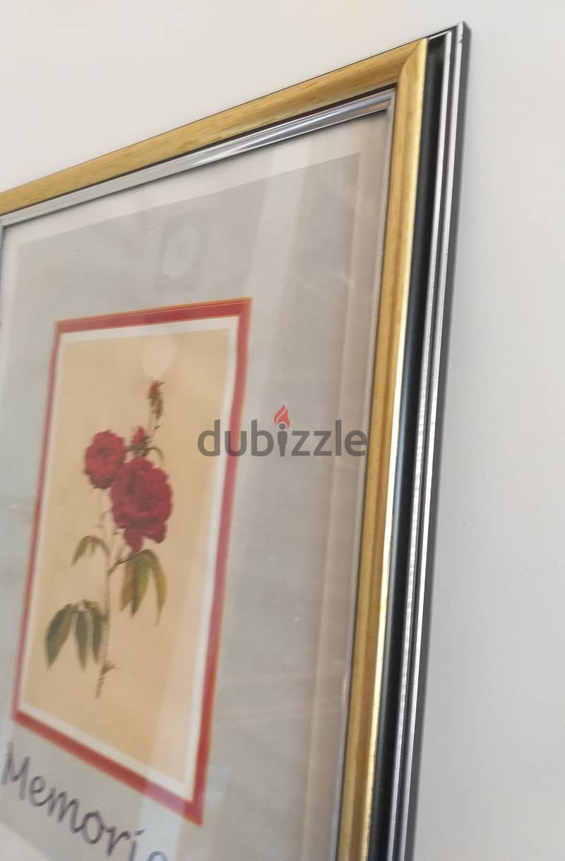 A frame of a flower symbol 0
