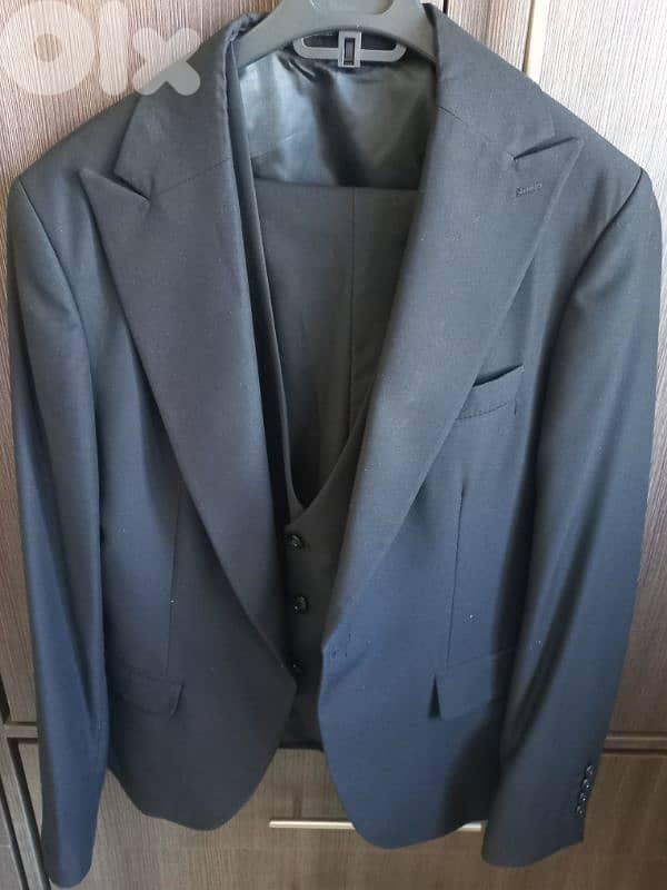 Graduation Black 3-piece Suit,Size 46 0