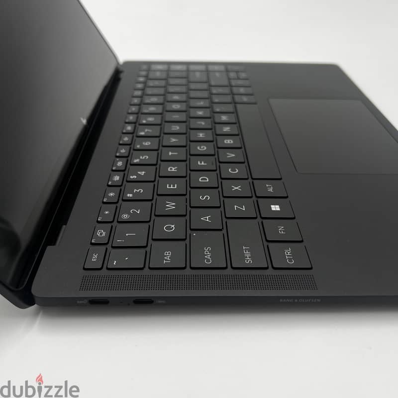 5162-Used Laptop HP Dragonfly Pro One AMD Ryzen7 5