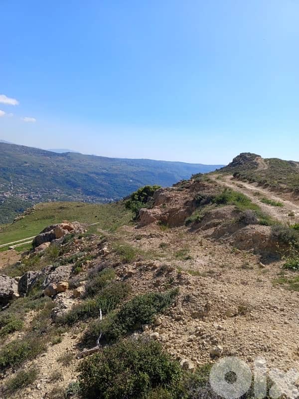 أرض للبيع في كفرنيس الشوفland for sale in kfarenis shouf 1