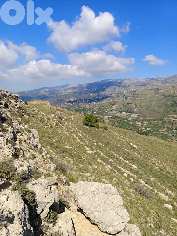 أرض للبيع في كفرنيس الشوفland for sale in kfarenis shouf 3