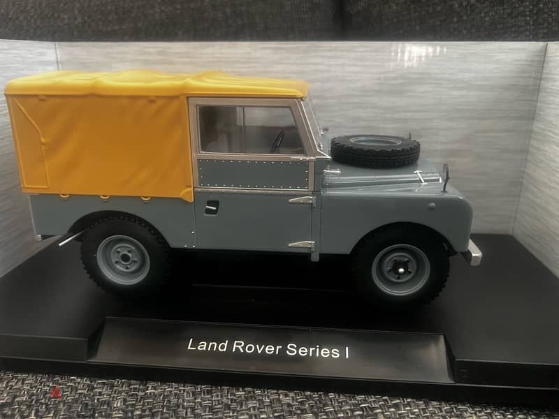 Diecast car 1:18 Land Rover S1 2