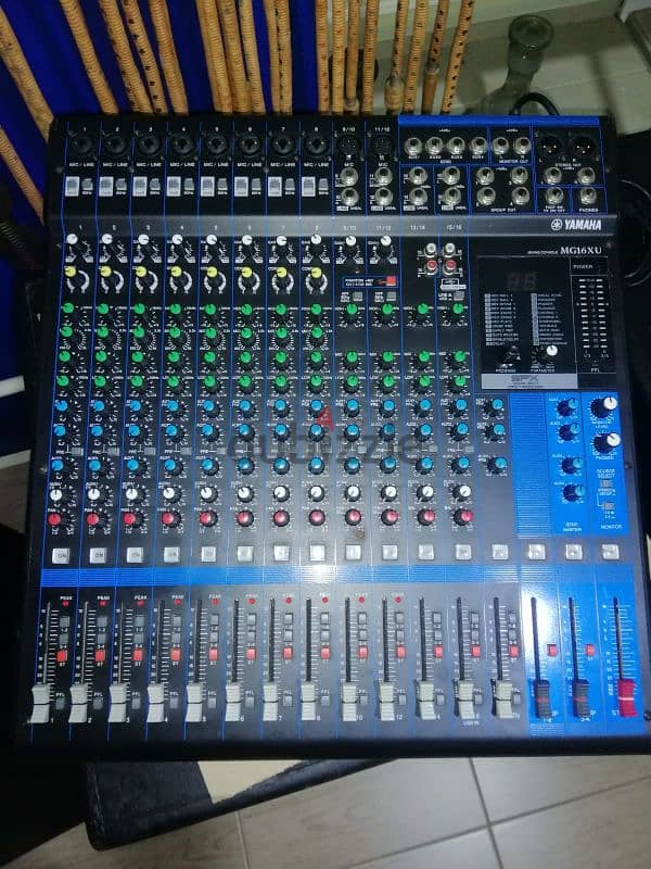 Yamaha 16ch mixer +amplifier 0