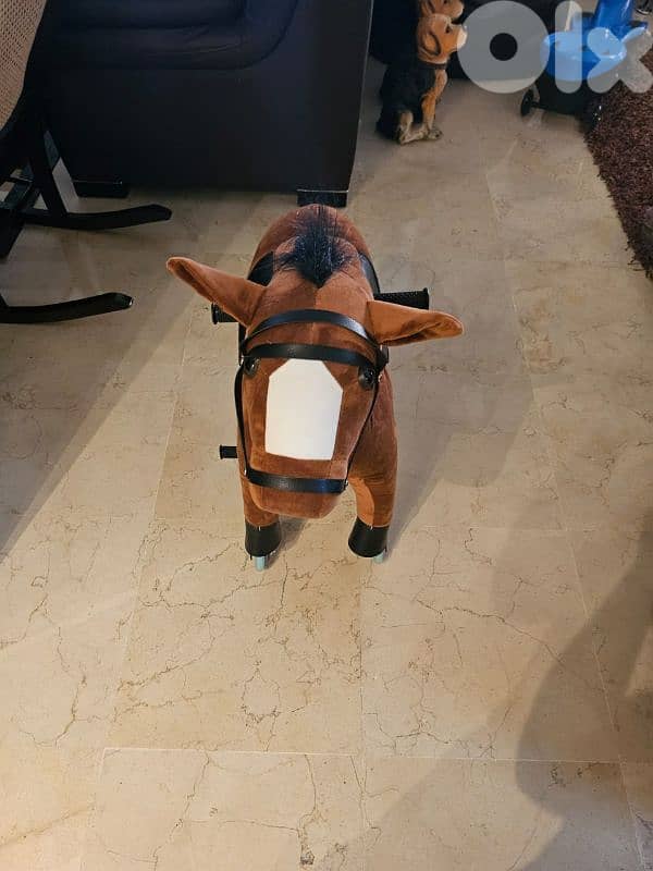 horse 2