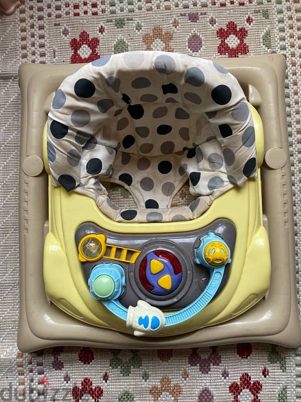 Park portable used in good condition تخت اطفال 6