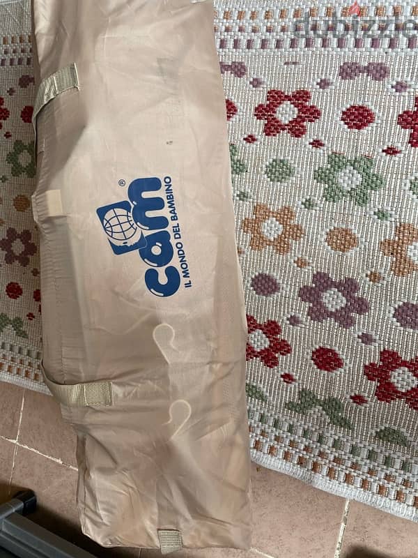 Park portable used in good condition تخت اطفال 8