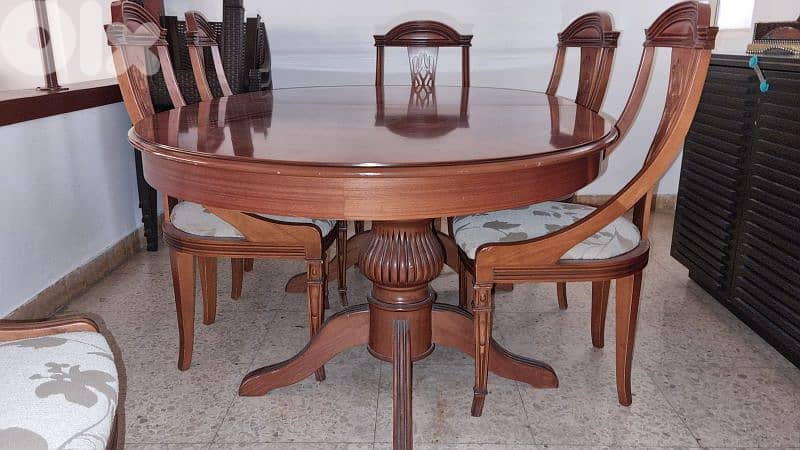 Dining Room / طاولة سفرة. 1
