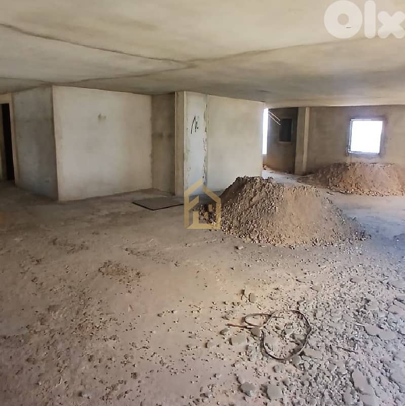 Commercial building and warehouse for sale in Zalka AC81 8