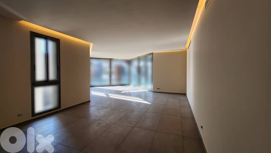 Apartment for Rent in Achrafieh شقة للإيجار في الأشرفية 0