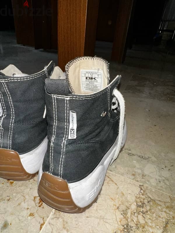 Black shoes mike sport 3