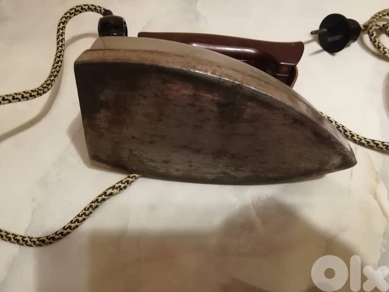 Vintage heavy iron fully functionnal 110v 3
