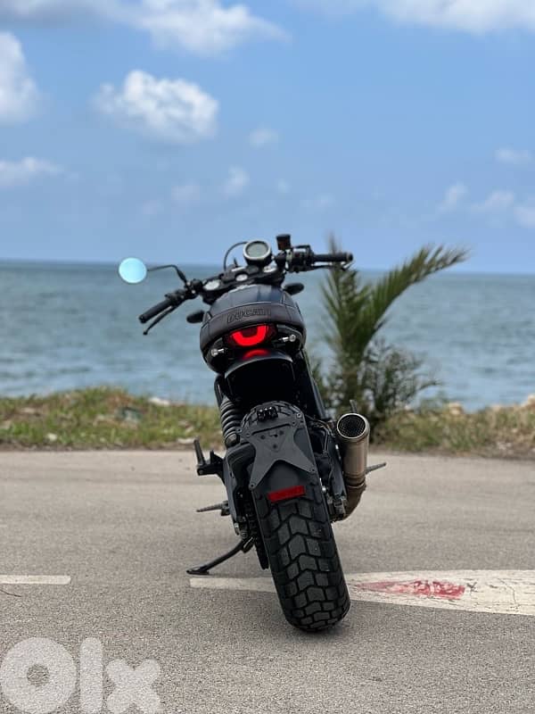 Ducati scrambler cafe racer 2