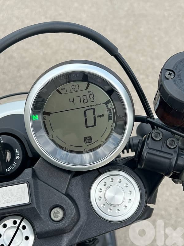 Ducati scrambler cafe racer 8