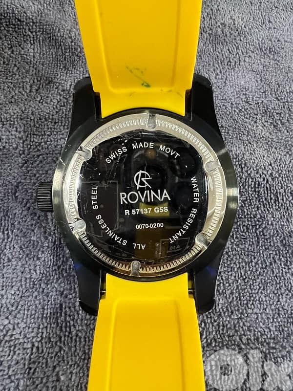 ساعة يد رجالي ROVINA 1