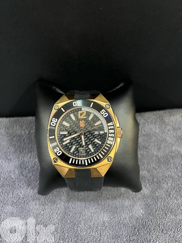 ساعة يد رجالي VERSUS 0