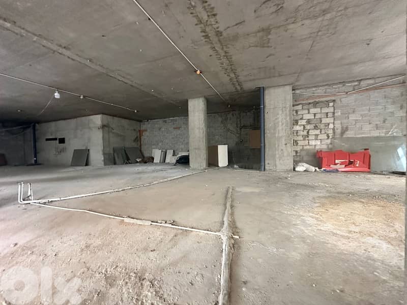 Shop for Sale in Downtown محل للبيع في الداون تاون 0