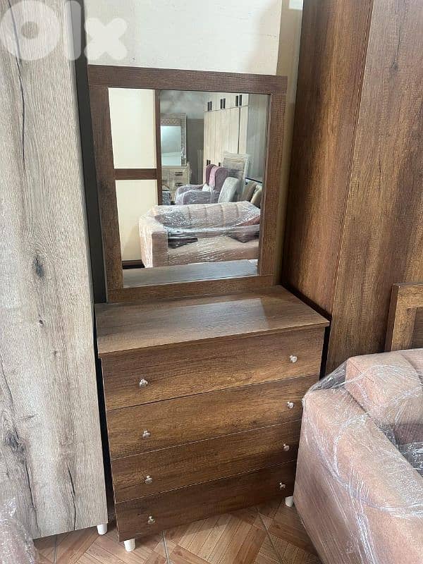 شفنيرة مع مرايا 0