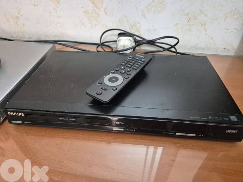 3 Philips DVD Players 2