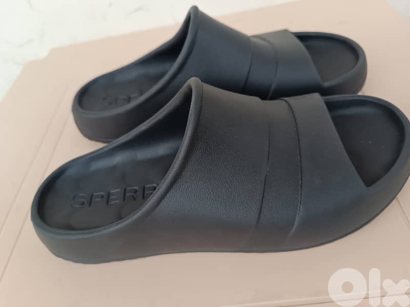 Sperry slippers 2