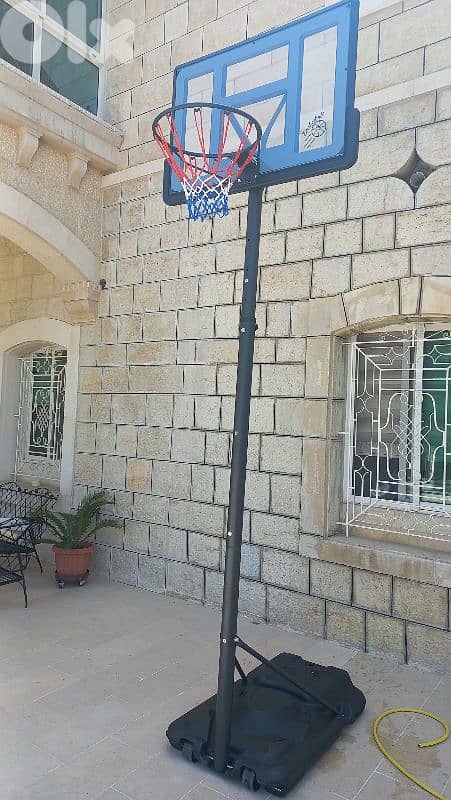 Now 180$ before 220$ movable hoop basketball 0