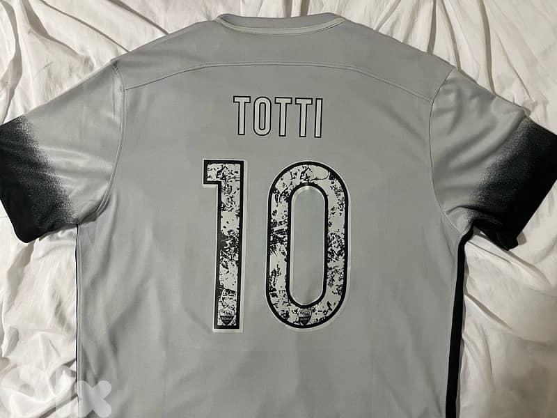 AC ROMA 2016 Third rare totti 10 jersey 1