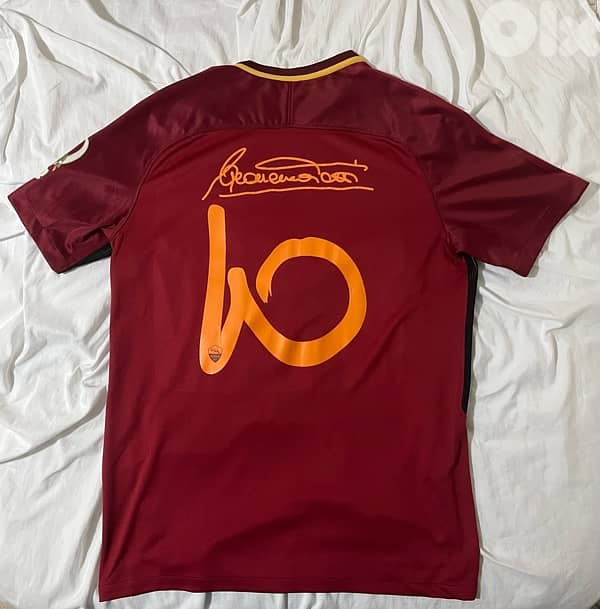 Totti retirement ac roma home kit 3