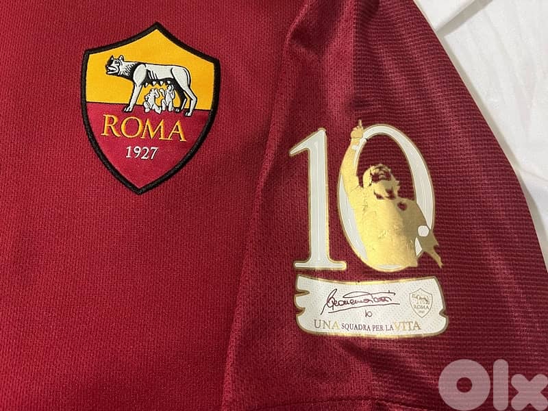 Totti retirement ac roma home kit 4