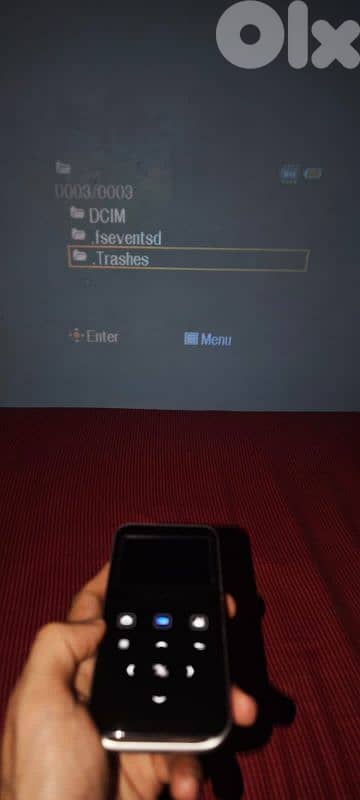 Aiptek PocketCinema Z20 Pro Projector with HD Camcorder 2