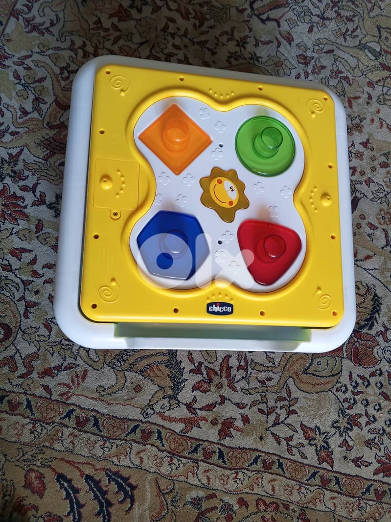 Chicco stading table 6