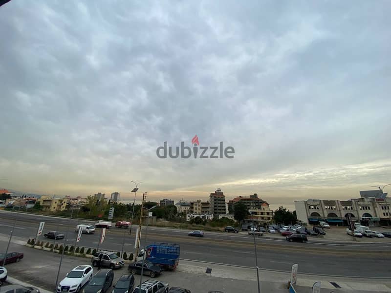CAR SHOWROOM OR ALUMINIUM WORKSHOP Open Space for Rent in Tabarja 0