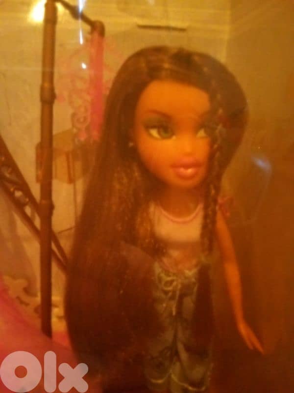 Offer:BRATZ YASMIN ROOM Boxed MGA Great Set: Bed+Mirror+Hanger+doll=68 3