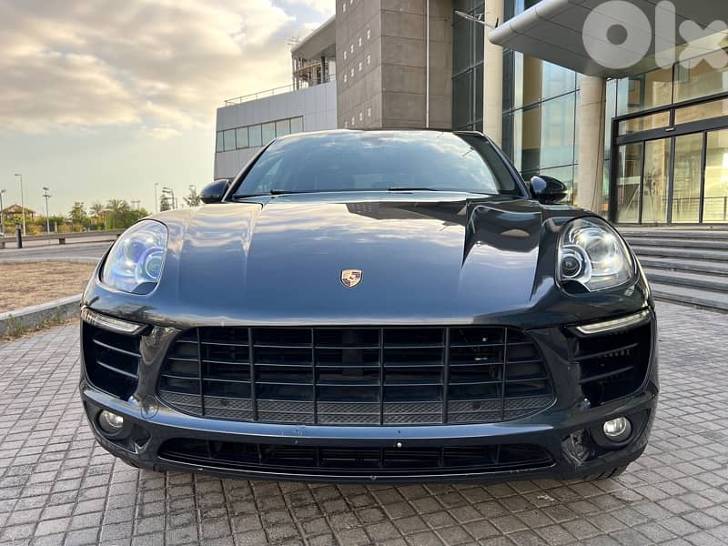 Porsche Macan S 2017 0