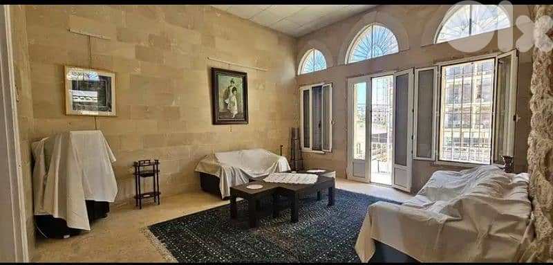 Hotel with Commercial Shops for Sale – Bhamdoun I Ref : KG 0