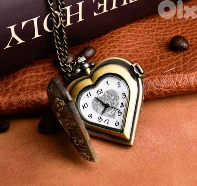 Vintage pocket watch heart shaped 3