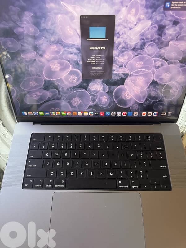 Macbook Pro 16' , M1 Pro Chip 16GB RAM , 512 SSD 2