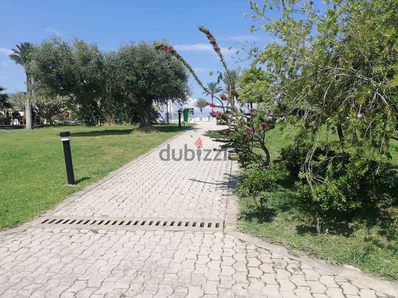 Portemilio furnished chalet- 1st row prime loc. direct to pool. Garage 2