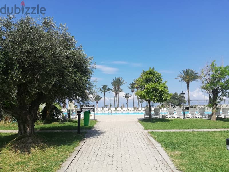 Portemilio furnished chalet- 1st row prime loc. direct to pool. Garage 3