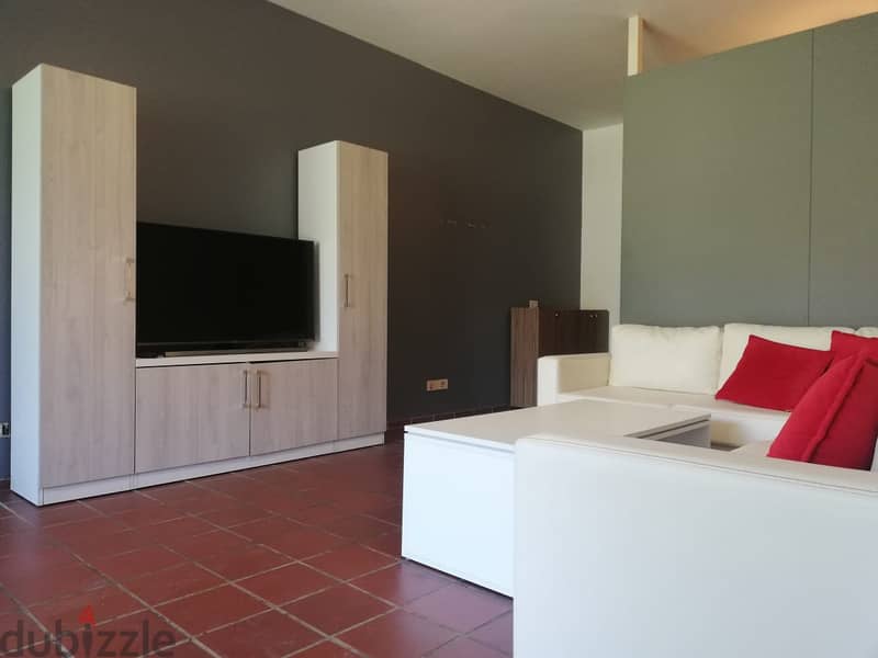 Portemilio furnished chalet- 1st row prime loc. direct to pool. Garage 7