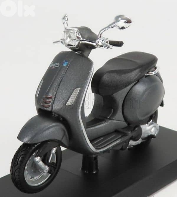 Vespa 150 ABS diecast motorcycle model 1;18 0