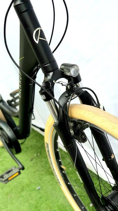 Kalkhoff Voyager 28 city bike 4